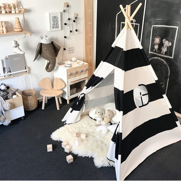 Teepee Tent 5 ft- Teepee- Black & White Stripe-Tent with Canvas Carry Case Kids - Picture 2 of 7